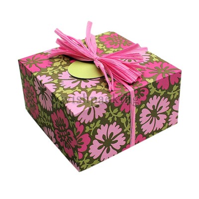 Paperboard / paper cardboard foldable cake box